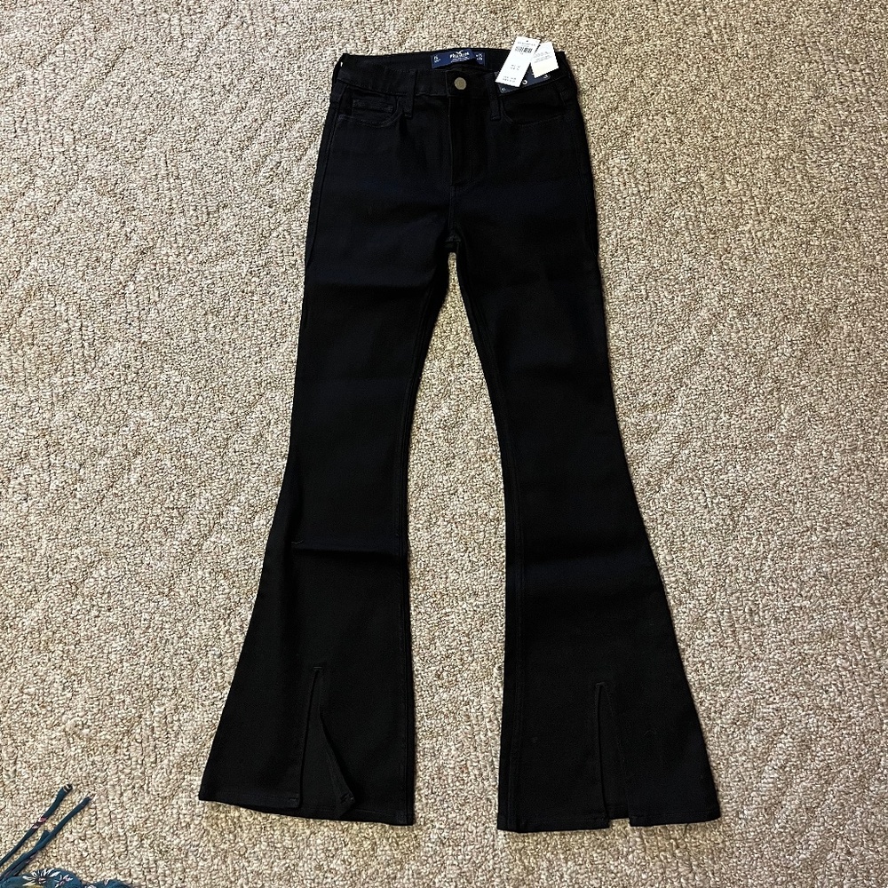 HOLLISTER HIGH-RISE BLACK SPLIT HEM VINTAGE FLARE JEANS
